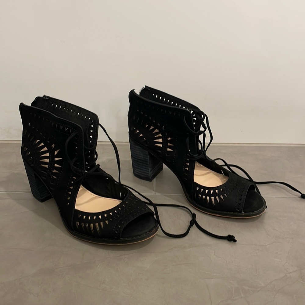 Vince Camuto Block Heeled Sandals, Black, Size 6